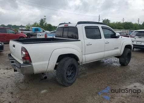 2013 Toyota Tacoma Double Cab z USA, uszkodzony, nr VIN 3TMLU4EN1DM114542